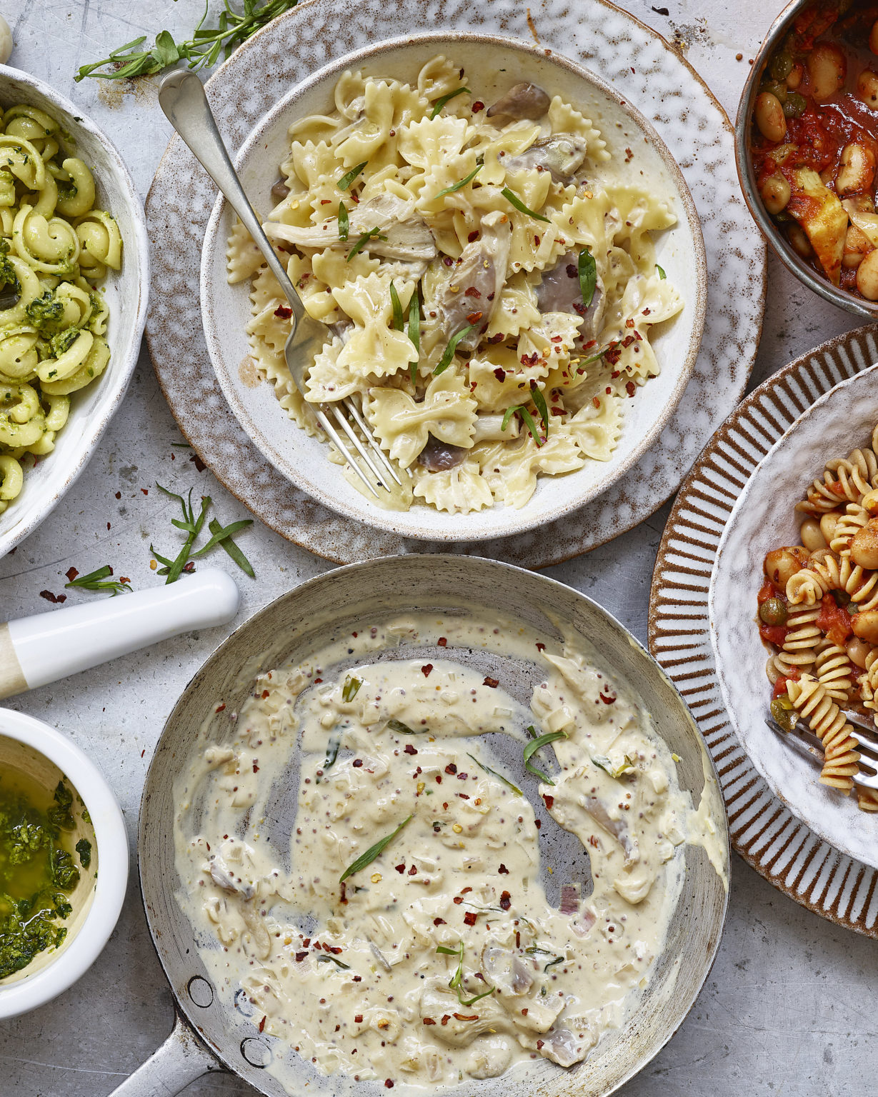 SALSA CREMOSA DE CHAMPIÑONES Y POLLO VEGANO PARA PASTA