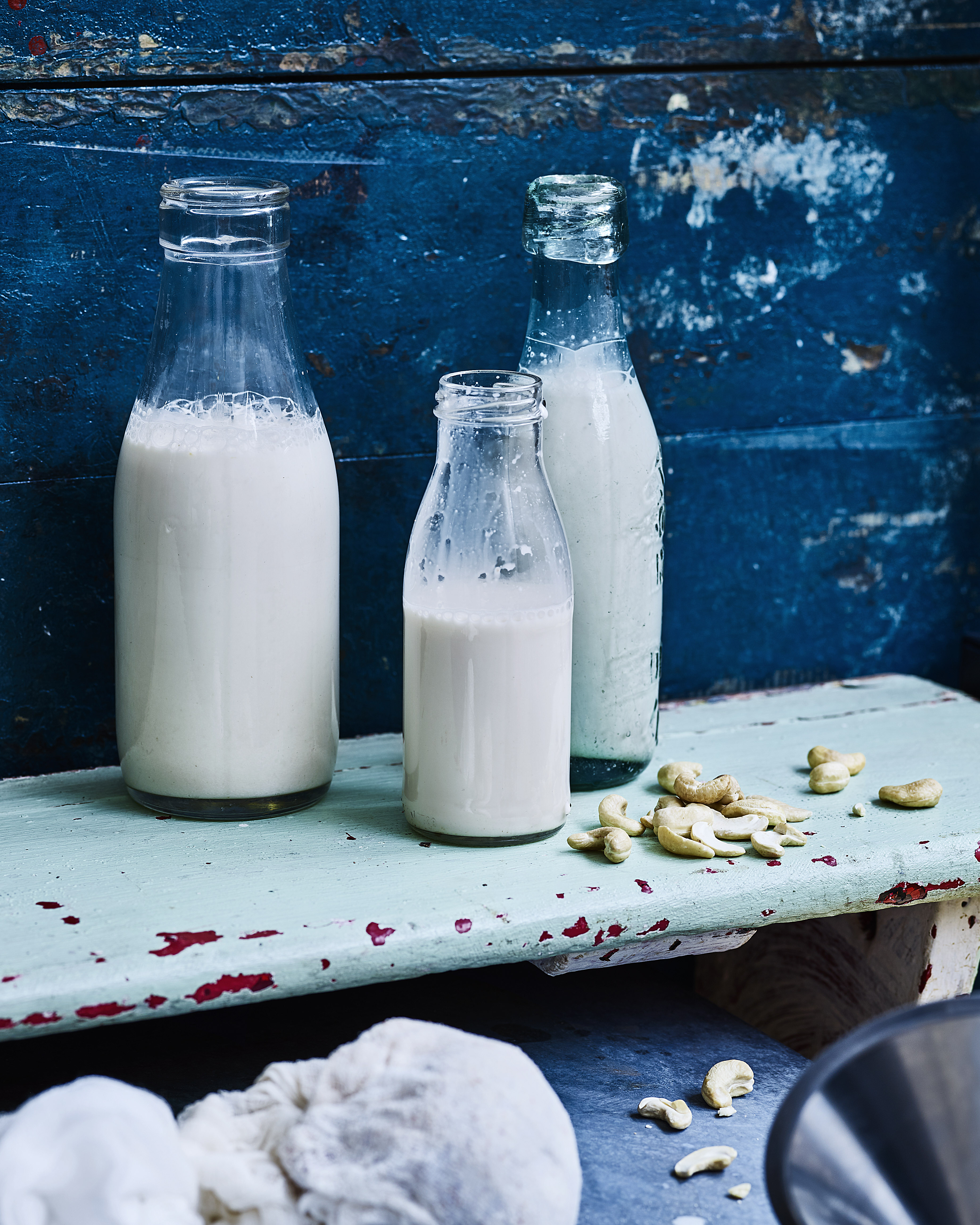 Homemade Milks - Avant-Garde Vegan